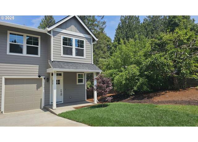 Property at 12145 SE Knapp Ln, Portland, OR 97266, 3 beds, 2.5 baths