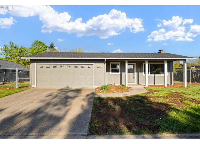 Property at 2091 Four Oaks Grange Rd, Eugene, OR 97405, 3 beds, 1.5 baths