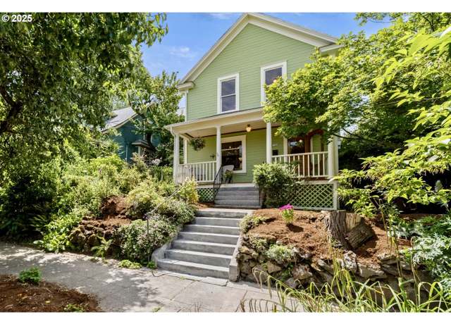 Property at 2346 SE Woodward St, Portland, OR 97202, 2 beds, 1 bath