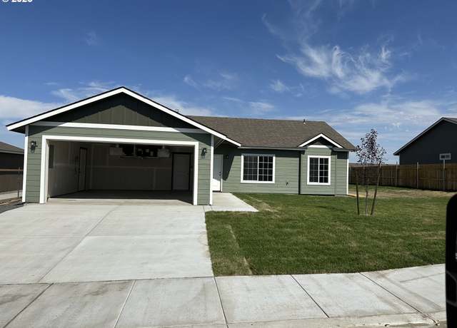 Property at 2837 Grouse St, Umatilla, OR 97882, 3 beds, 2 baths