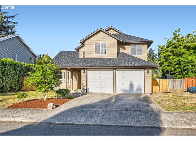 Property at 1196 NE Paloma Ave, Gresham, OR 97030, 3 beds, 2.5 baths