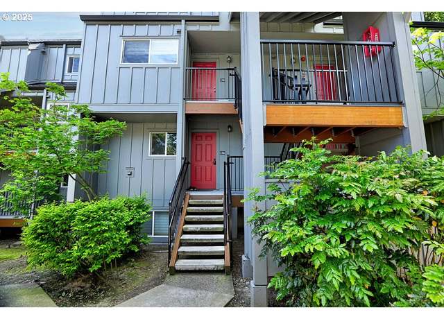 Property at 4 Touchstone #138, Lake Oswego, OR 97035, 2 beds, 2 baths