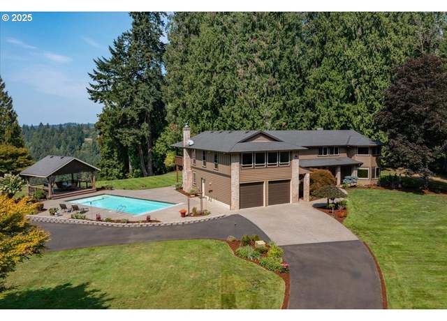 Property at 3633 SE Oxbow Pkwy, Gresham, OR 97080, 4 beds, 2.5 baths