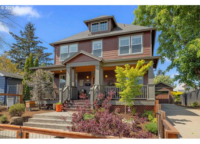 Property at 6419 NE 11th Ave, Portland, OR 97211, 4 beds, 2.5 baths