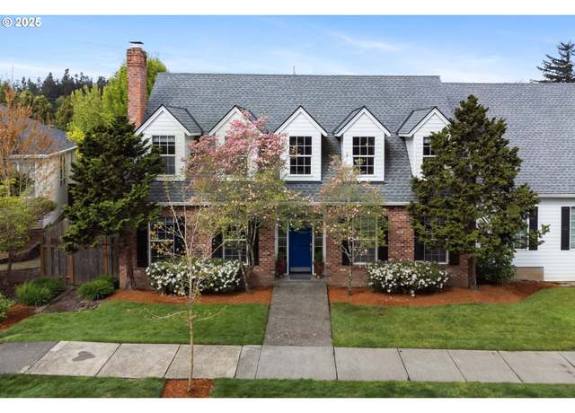 Property at 19737 Bennington Ct, West Linn, OR 97068, 4 beds, 2.5 baths