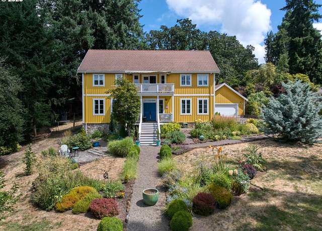 Property at 261 Rock St, Silverton, OR 97381, 3 beds, 3 baths
