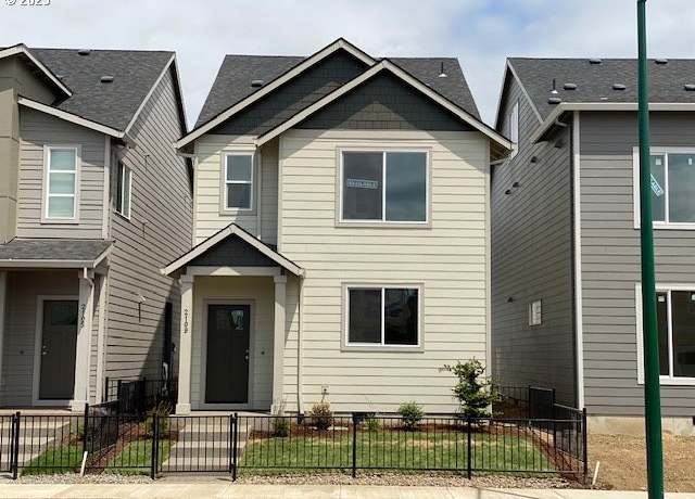 Property at 2109 36th Ave, Forest Grove, OR 97116, 4 beds, 4 baths
