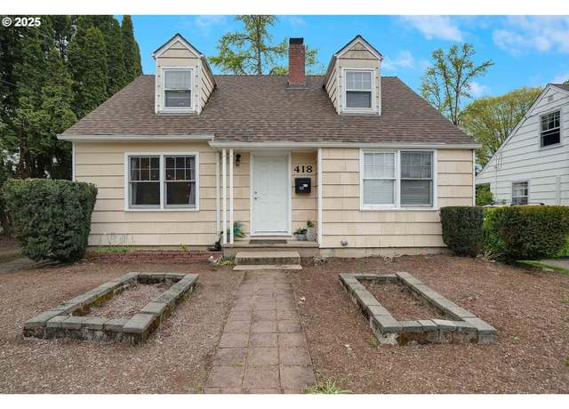 Property at 418 NW 30th St, Corvallis, OR 97330, 4 beds, 1.5 baths