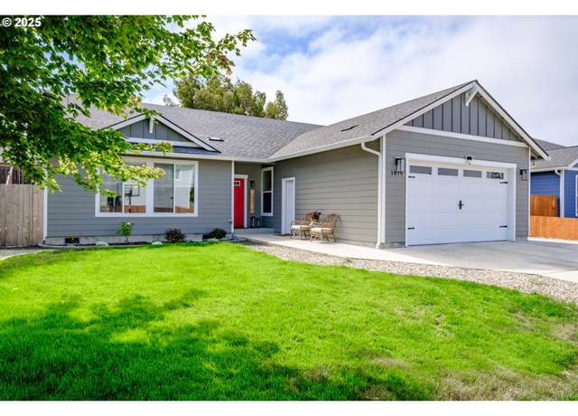 Property at 1879 Steelhead St, North Bend, OR 97459, 3 beds, 2 baths