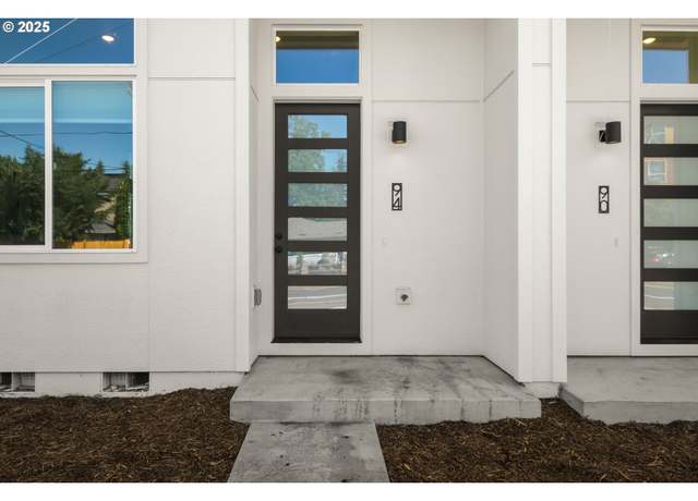 Property at 94 NE 148th Ave #2, Portland, OR 97230, 3 beds, 1.5 baths