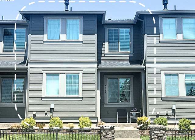 Property at 8043 SE Vermont St, Hillsboro, OR 97123, 3 beds, 2.5 baths