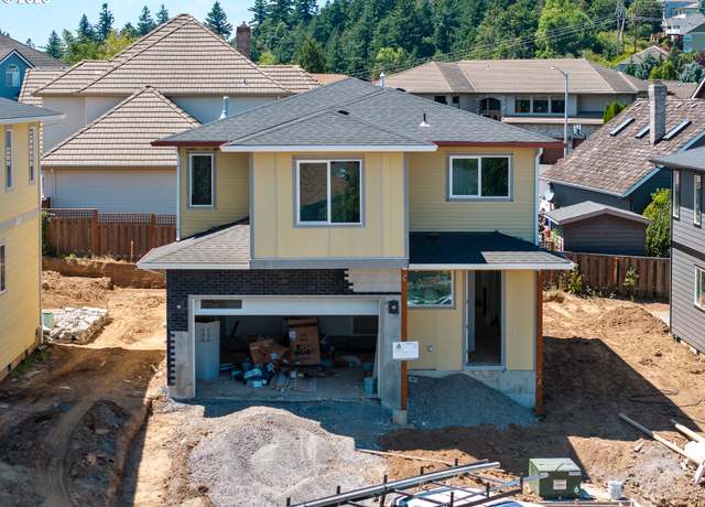 Property at 2271 SW Phyllis Pl, Gresham, OR 97080, 4 beds, 2.5 baths