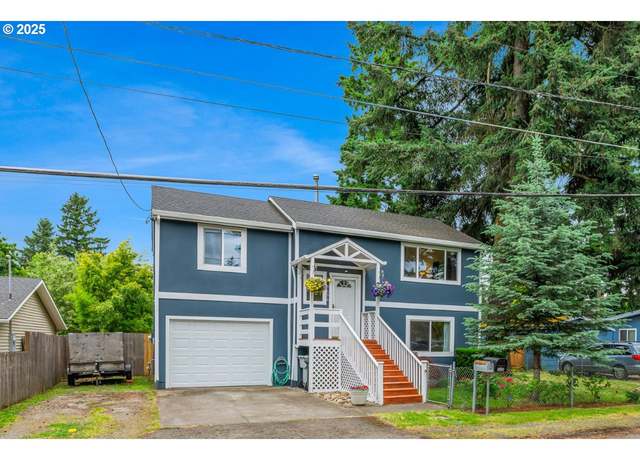 Property at 9696 SE 73rd Ave, Milwaukie, OR 97222, 3 beds, 2 baths