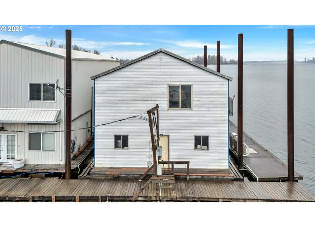Property at 2909 NE Marine Dr Unit G09, Portland, OR 97211, 1 bed, 1 bath