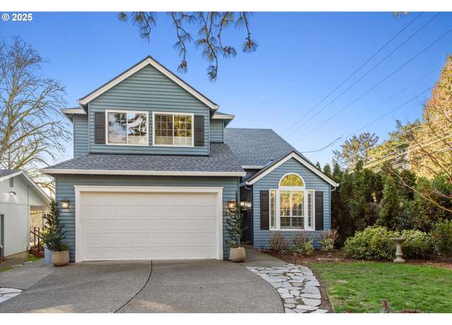 Property at 8403 SW 8th Ave, Portland, OR 97219, 4 beds, 2.5 baths