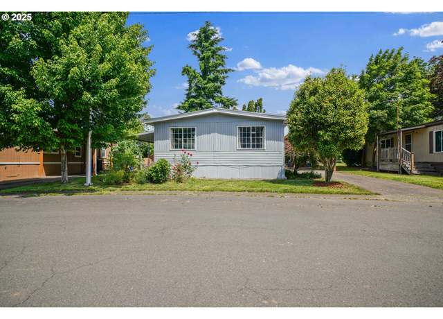 Property at 18780 Central Point Rd #18, Oregon City, OR 97045, 4 beds, 2 baths