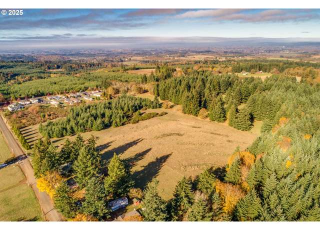 Property at 15931 S Forest Haven Rd, Molalla, OR 97038