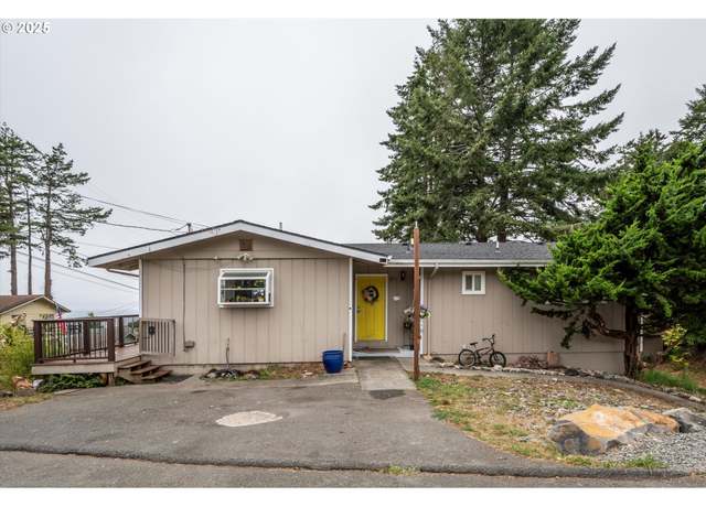 Property at 1214 Ransom Ave, Brookings, OR 97415, 3 beds, 2 baths