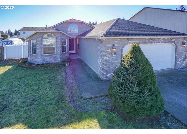 Property at 15319 NE 86th St, Vancouver, WA 98682, 3 beds, 2 baths