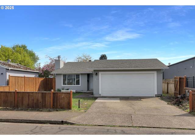 Property at 1948 W 9th Pl, Eugene, OR 97402, 3 beds, 2 baths