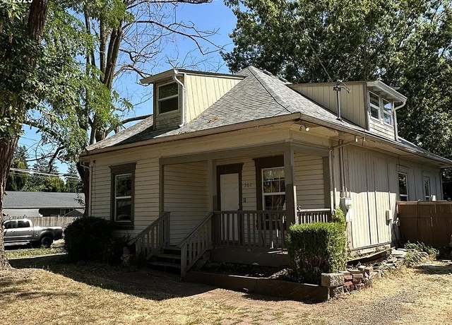 Property at 562 N 14th Ave, Cornelius, OR 97113, 4 beds, 2 baths