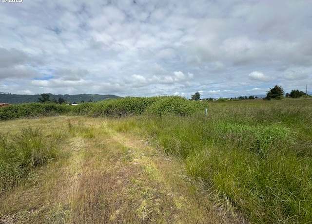 Property at 1 Springer St, Cathlamet, WA 98612