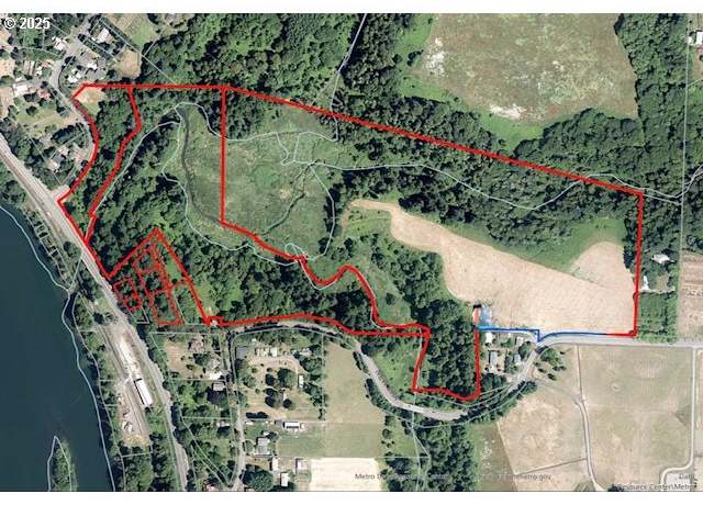 Property at 10585 S New Era Rd, Canby, OR 97013, 3 beds, 1 bath
