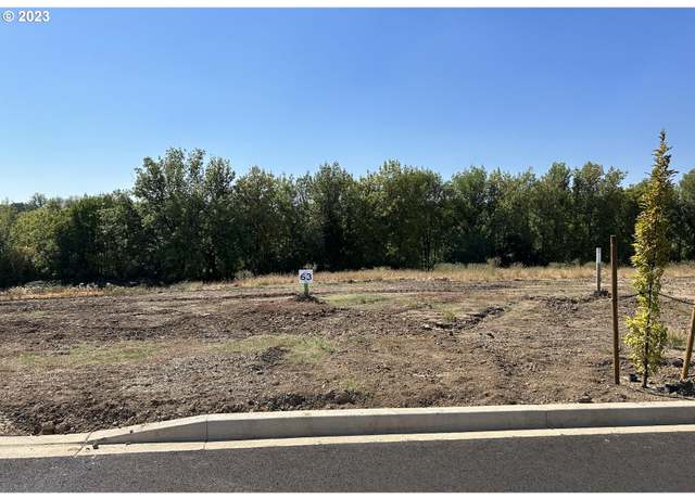 Property at 3137 NW Shadden Dr #63, Mcminnville, OR 97128