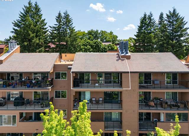 Property at 213 Oswego, Bldg 25, Lake Oswego, OR 97035, 2 beds, 2 baths
