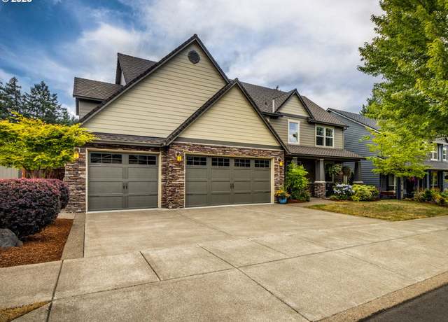 Property at 15015 SE Aspen Way, Clackamas, OR 97015, 4 beds, 3 baths