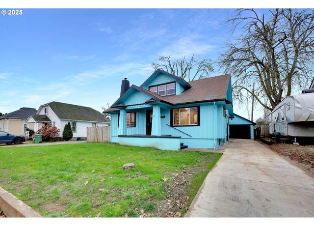 Property at 311 N 9th St, Cottage Grove, OR 97424, 5 beds, 2.5 baths