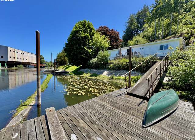 Property at 160 Hilltop Dr, Lakeside, OR 97449, 2 beds, 2 baths
