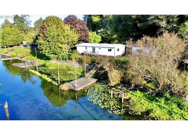 Property at 160 Hilltop Dr, Lakeside, OR 97449, 2 beds, 2 baths