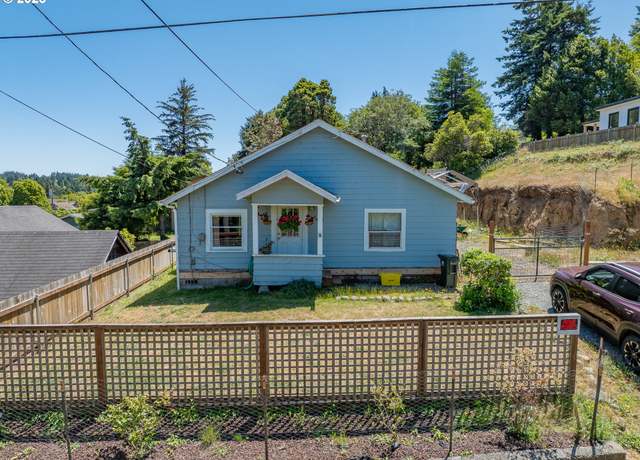 Property at 1387 Washington Ave, Coos Bay, OR 97420, 3 beds, 1 bath