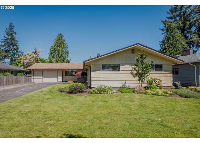 Property at 2932 Magnolia St, Longview, WA 98632, 3 beds, 2 baths