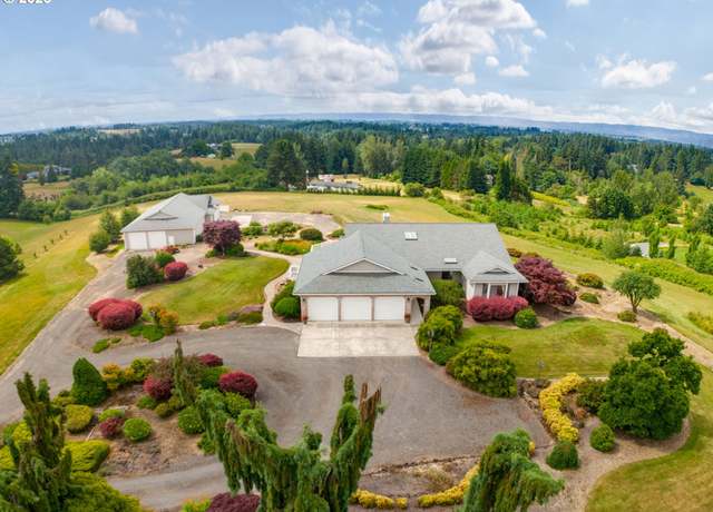 Property at 2221 NW 206th St, Ridgefield, WA 98642, 4 beds, 3.5 baths