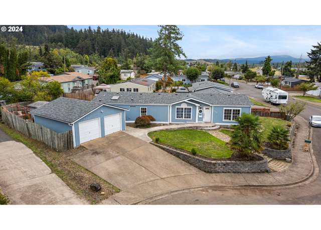 Property at 1083 S 59th St, Springfield, OR 97478, 3 beds, 2 baths