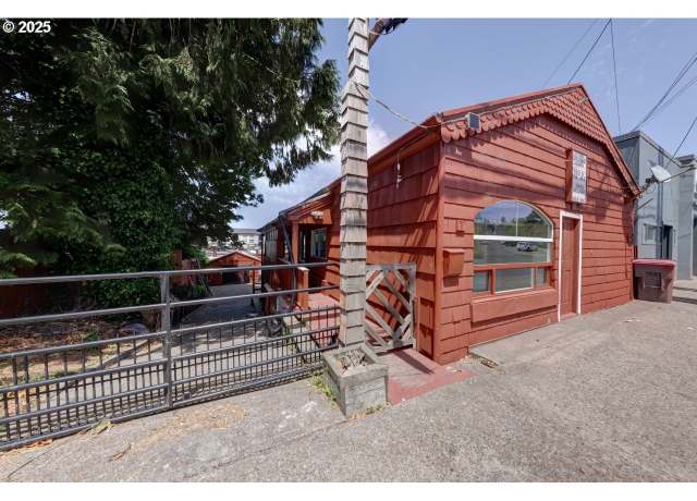 Property at 3162 Marine Dr, Astoria, OR 97103, 2 baths
