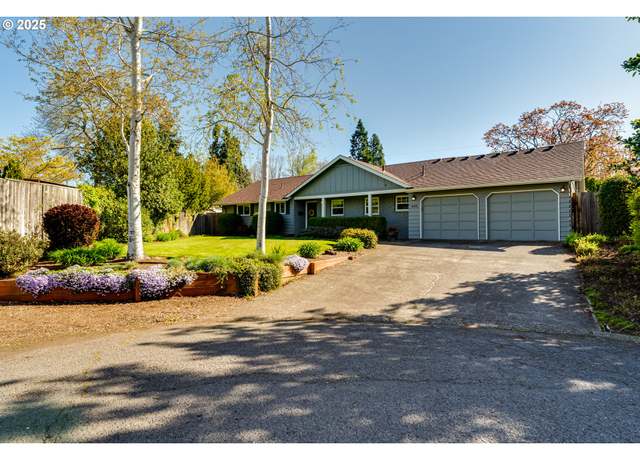 Property at 445 Hazel Ct, Eugene, OR 97401, 4 beds, 3 baths