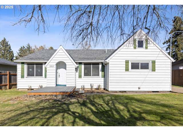 Property at 19525 SW Blanton St, Beaverton, OR 97078, 3 beds, 1.5 baths