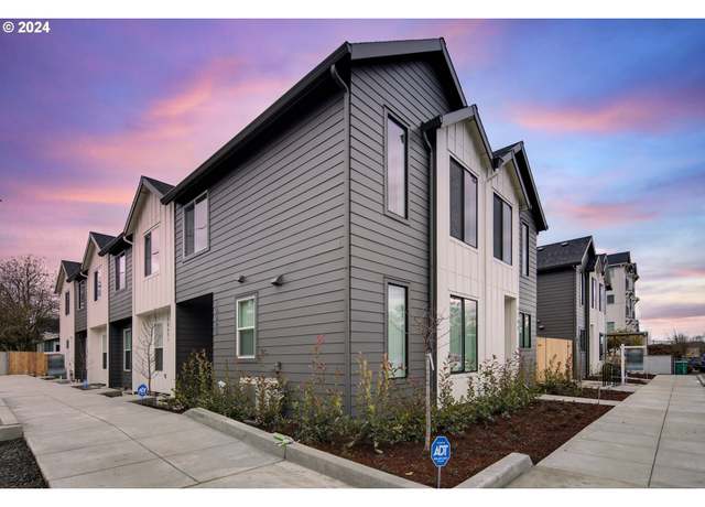 Property at 10671 NE Wygant St #8, Portland, OR 97220, 1 bed, 1 bath