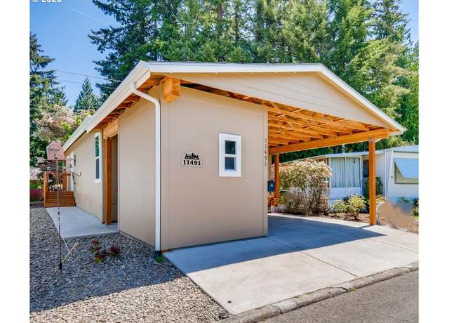 Property at 11491 SW Royal Villa Dr, Tigard, OR 97224, 2 beds, 2 baths