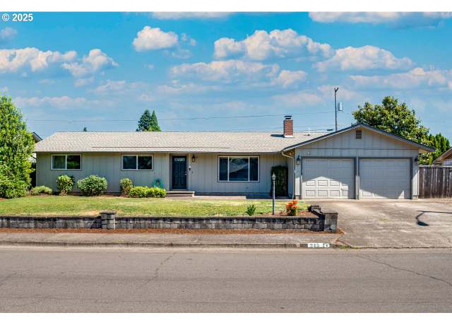 Property at 215 Terra Linda Ave, Eugene, OR 97404, 3 beds, 2 baths