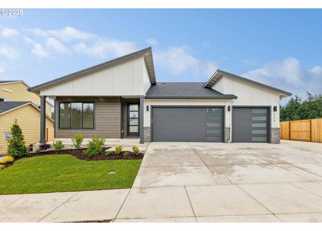 Property at 773 Riley Dr, Silverton, OR 97381, 4 beds, 2 baths