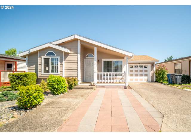 Property at 14308 NE Sandy Blvd, Portland, OR 97230, 3 beds, 2 baths