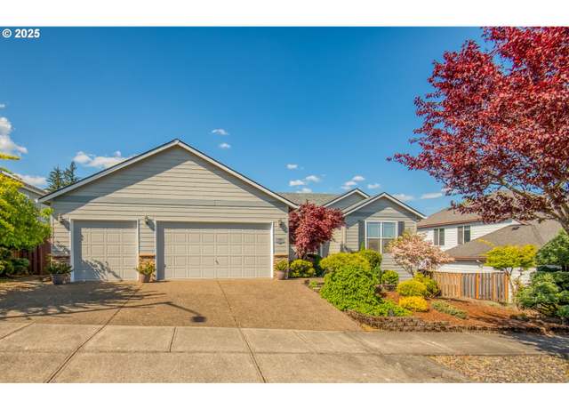 Property at 15535 SE Bybee Dr, Portland, OR 97236, 3 beds, 2 baths