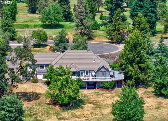 Property at 295 Fairway Village Ln, Roseburg, OR 97471, 5 beds, 4 baths