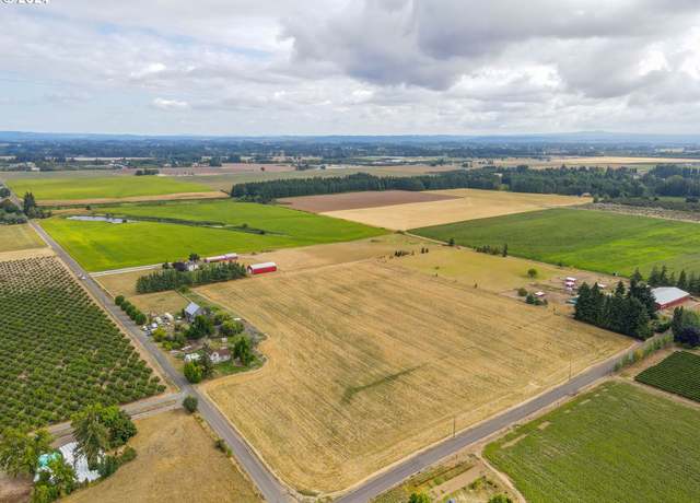 Property at 32410 S Needy Rd, Canby, OR 97013, 1 bed, 0.5 baths