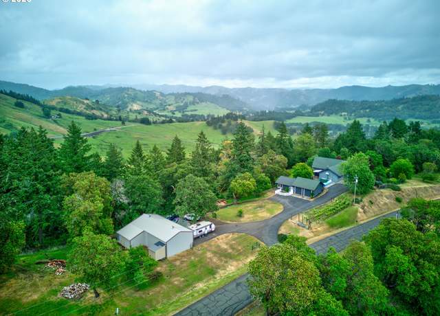 Property at 596 Sable Dr, Roseburg, OR 97470, 4 beds, 2 baths
