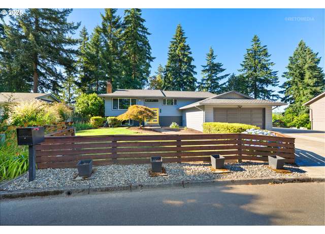 Property at 6480 Chessington Ln, Gladstone, OR 97027, 5 beds, 3 baths